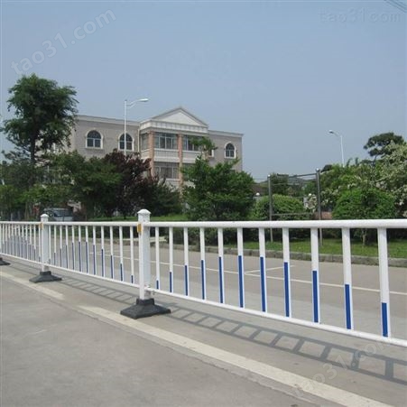 市政防护栏 马路隔离栏 道路交通护栏 市政锌钢护栏