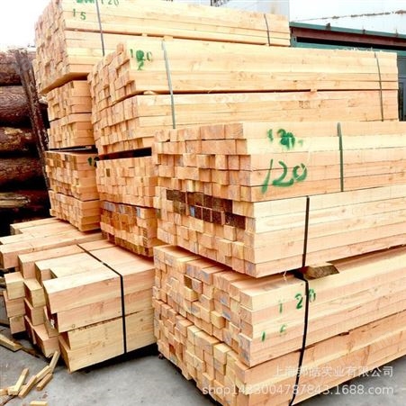 邦皓木业松木方木 工程建筑木方 可定制加工各种尺寸