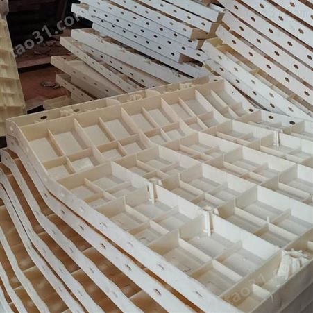 异型塑料模板厂家定制 塑料建筑模壳  专业定制模具 塑料排水沟模板 水沟现浇塑料模板