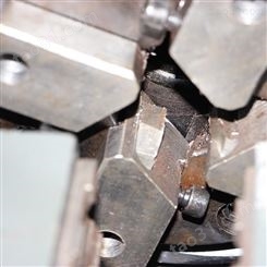 贵州遵义 剝肋钢筋滚丝机专用刀片 滚丝机剝肋刀片 加厚滚丝机刀片 中首厂家生产