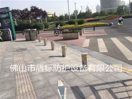 生产升降柱马路交通警示柱南京液压升降桩